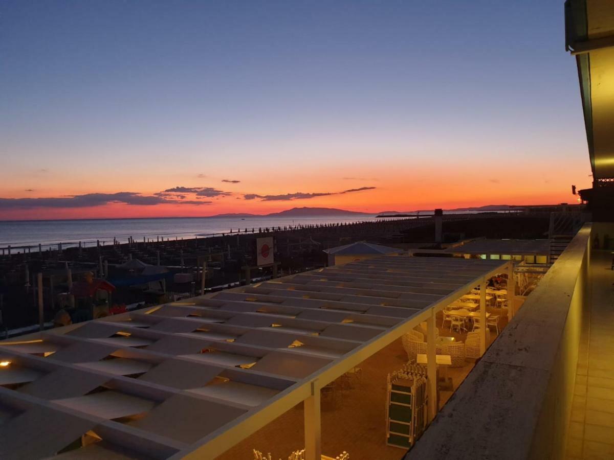 Slurp Beach Paradise Hotel Montalto di Castro Esterno foto